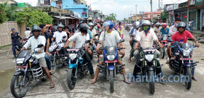 Tharu protest in kailai 02