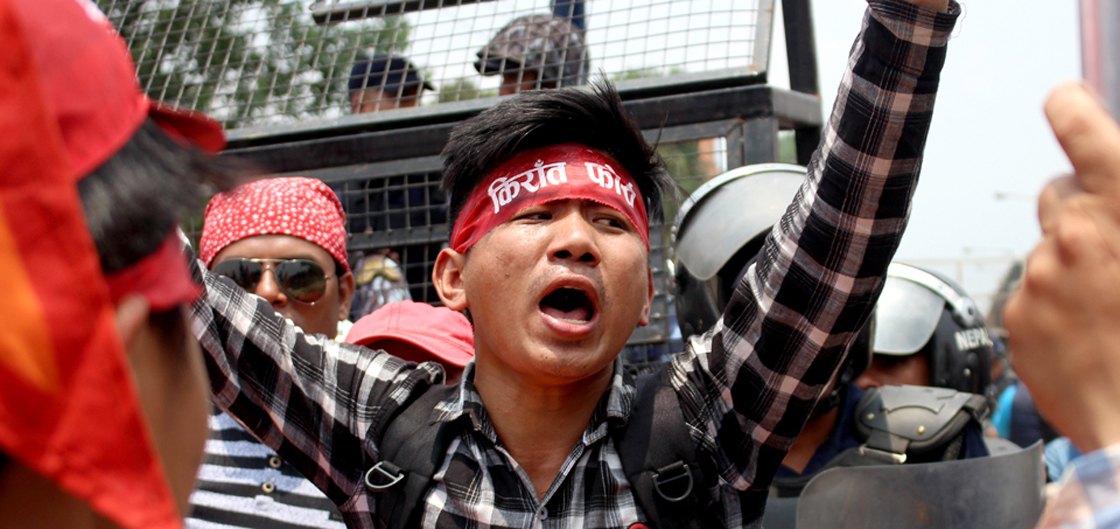 पाँच भिडियोमा हेर्नुस् केपी ओलीका नाममा आन्दोलनकारीका नारा