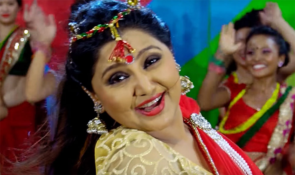 थारु फिल्म ‘हटाइ कुहिरा’की हिरोइन दीपाश्री, भन्छिन्- ‘थरुनी पात्रको रुपमा खेल्न मजा आयो’