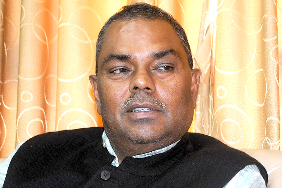 राजेन्द्र महतोसहित सबै मन्त्रीलाई पार्टीबाट निष्कासन गर्ने यादव पक्षको निर्णय