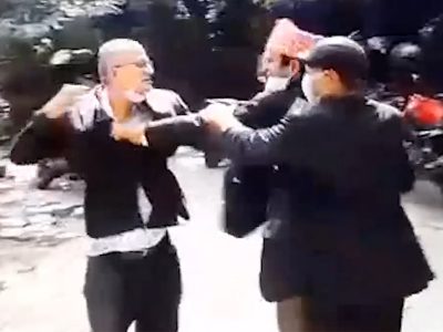 दुई वकिलबीच जब बारभित्रै भयो हानाहान (भिडियोसहित)