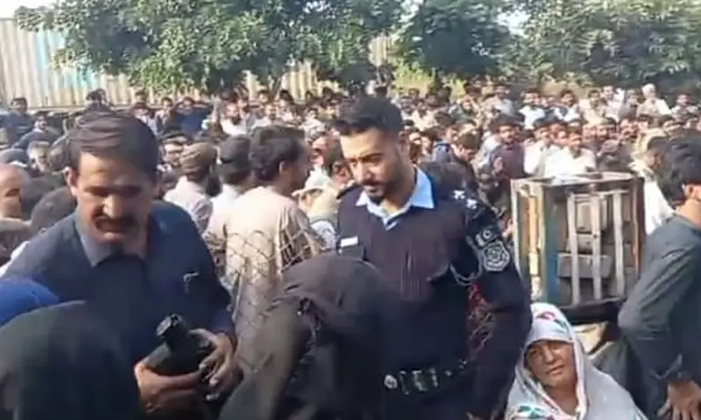 पाकिस्तानमा जबरजस्ती देश निकाला गरेको भन्दै अफगान शरणार्थीहरूको विरोध