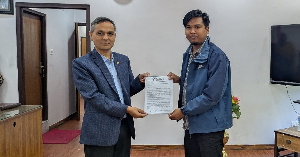 लाल आयोगको प्रतिवेदन तत्काल सार्वजनिक गर्न जेनजीहरूको माग, गृहमन्त्रीलाई बुझाए ज्ञापन