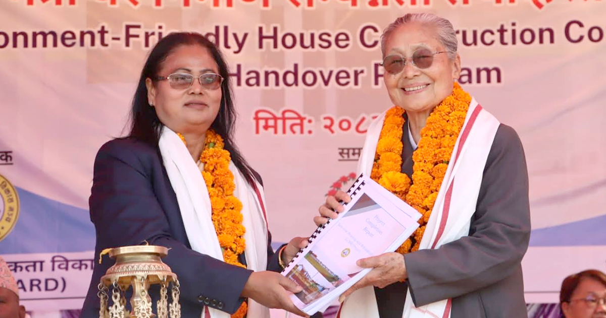 मनकारी भगवती चौधरी, अति विपन्न १०० परिवारलाई नयाँ घर हस्तान्तरण