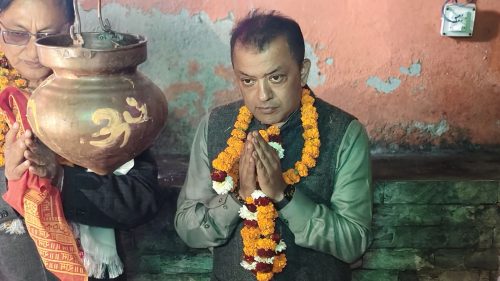 सर्लाहीमा नेता होइन, बेटा बन्न आएको हुँ : गगन थापा