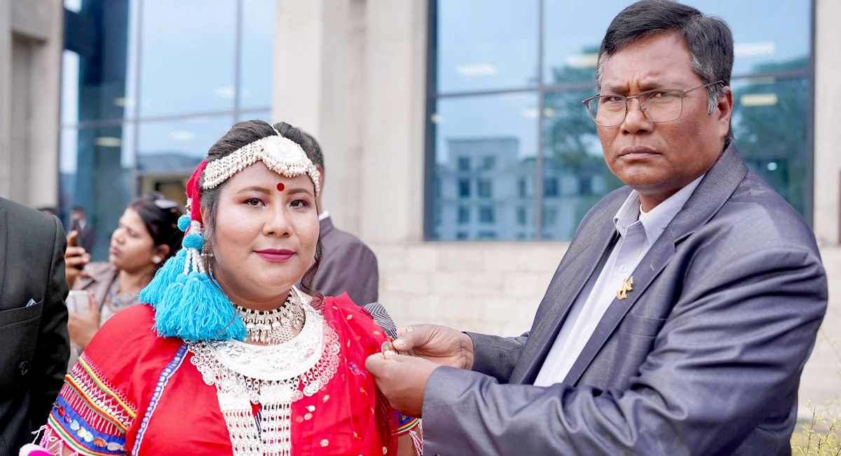 बुबा जयरामको नजरमा कृषिमन्त्री गीता चौधरी