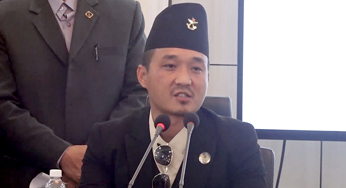 गृहमन्त्री गुरुङको सम्पत्ति: करोडौंको सेयर, तीन जिल्लामा जग्गा र ६१ लाख नगद