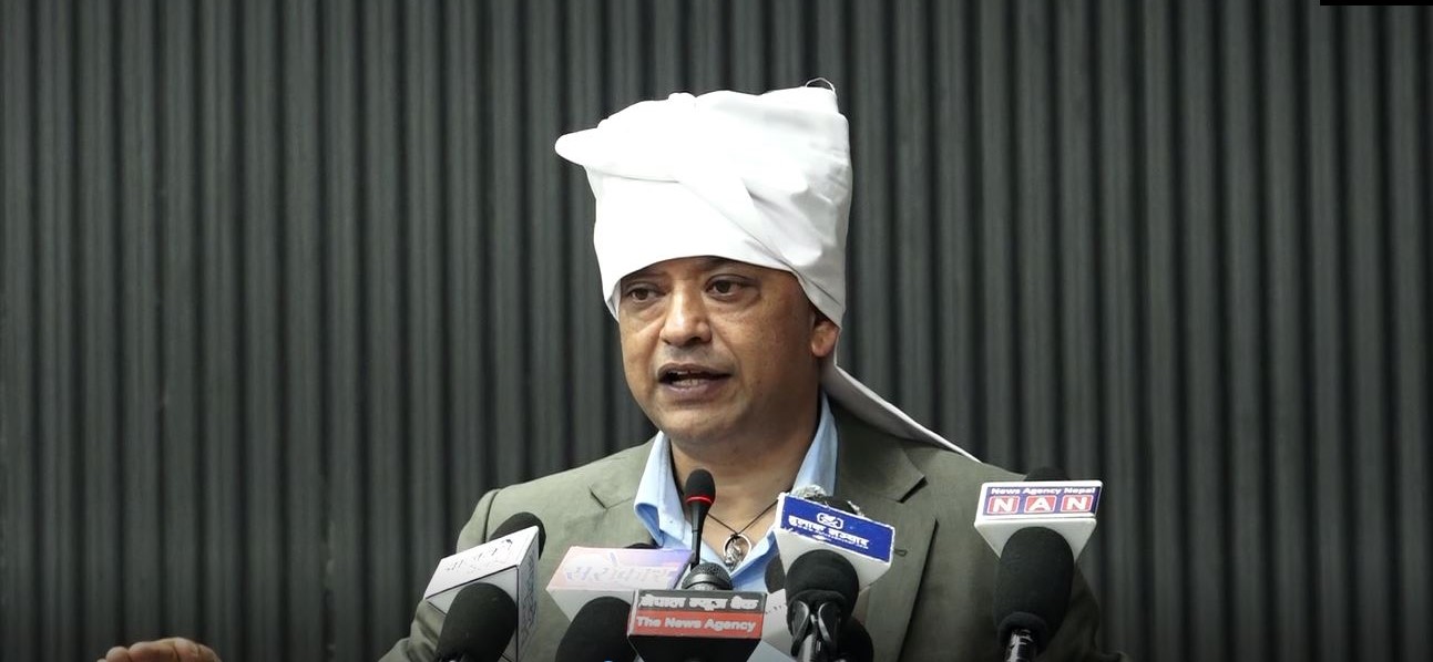 सरकारमा गरिबी होइन, गरिबलाई नै हटाउने मानसिकता देखियो : गगन थापा