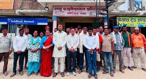 भजनीका मेयर, उपमेयर र वडाध्यक्षहरू नाउपा नेपालमा प्रवेश