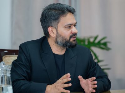 मधेसी नेताहरूसँग प्रधानमन्त्रीको प्रष्टीकरण- म संघीयताविरोधी होइन, सपना पनि त्यस्तो नसोच्नुस्