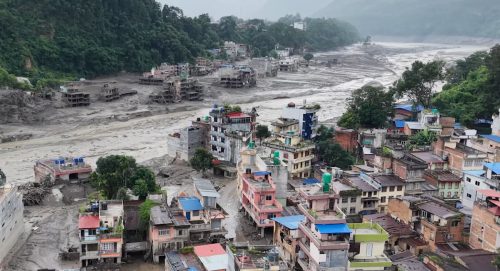 रसुवा बाढी : कैलाली टीकापुरका मात्रै २० जना बढी थारूहरू सम्पर्कविहीन