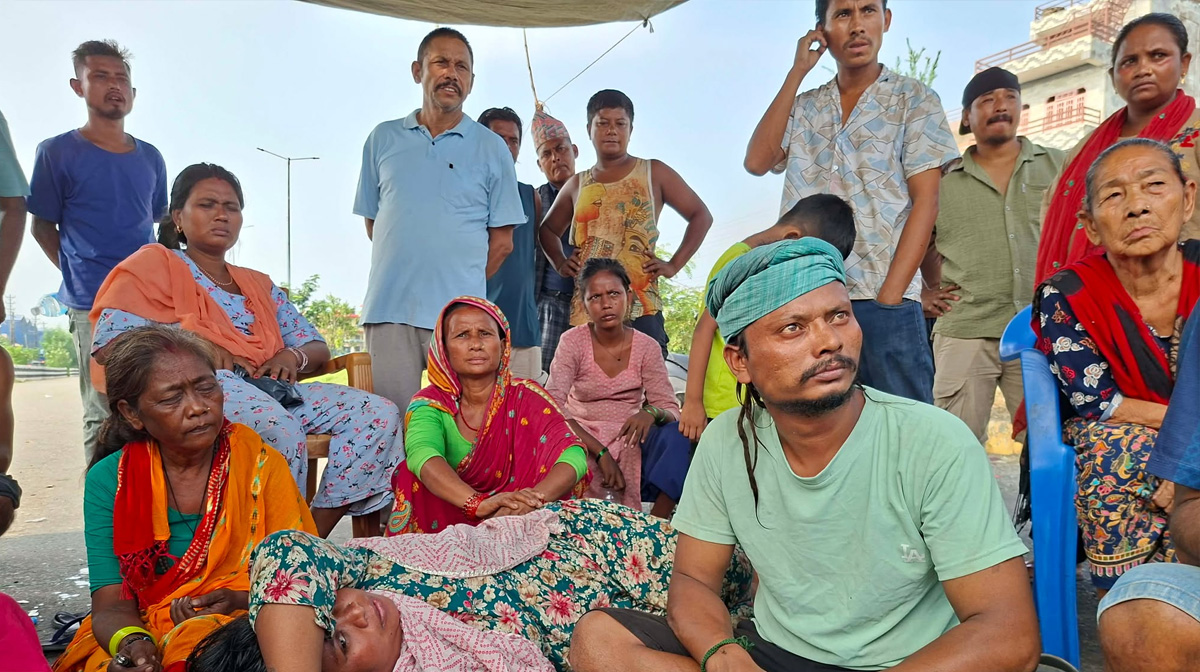 गरिमा चौधरी हत्या प्रकरण : प्रशासनसँगको सहमति अमान्य, आमा-बुबा सडक धर्नामा