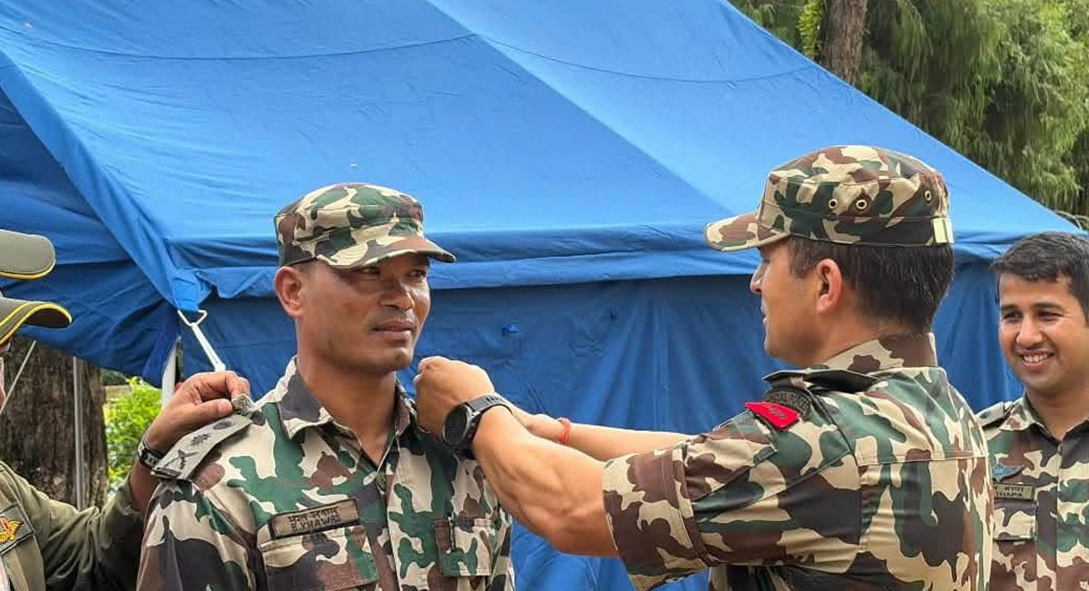 मेजरमा बढुवा भए फुटबल स्ट्राइकर भरत खवास
